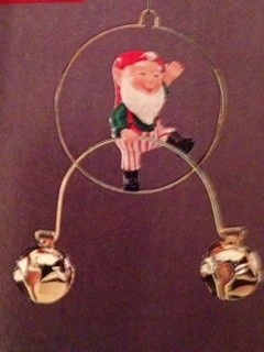 1989 Balancing Elf Hallmark Keepsake Ornament QX4895