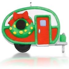 2015 Cozy Birdhouse Camper *Miniature  Hallmark Keepsake Ornament QX5149-2