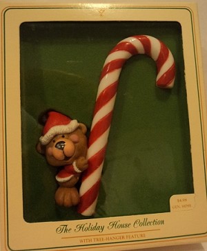 1979 Ambassador A Christmas Treat (SDB) Hallmark Keepsake Ornament QX42G