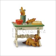 2012 Mrs. Claus's Kitchen Table In-Store Signing Event Piece *Club (VSDB)  Hallmark Keepsake Ornament 2012Event2-2