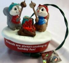 1995 Friends Share Fun  *Magic Hallmark Keepsake Ornament QLX7349