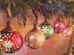 2005 Illuminations Snowflake Snowballs Set of 9 Hallmark Keepsake Ornament QLM7932-2