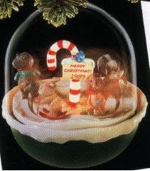 1989 Forest Frolics 1st *Magic Hallmark Keepsake Ornament QLX7282