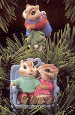 1994 Mistletoe Surprise Hallmark Keepsake Ornament QX5996