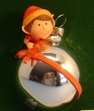 1982 Peeking Elf  Hallmark Keepsake Ornament QX4195