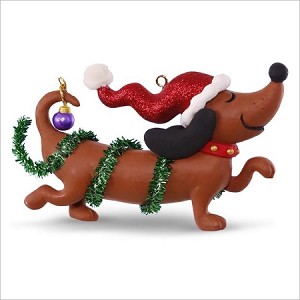 2016 Wiener Wonderland Festive Dog Hallmark Keepsake Ornament QGO1044