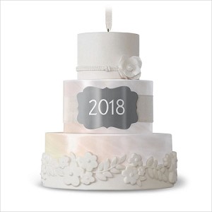 2018 New Life Together Wedding Cake Hallmark Keepsake Ornament QHX4076