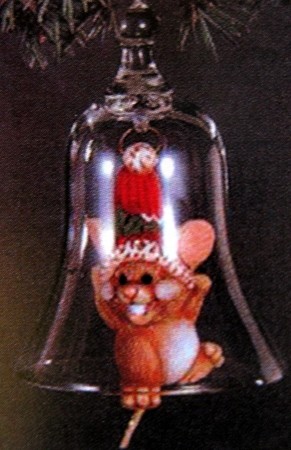 1983 Mouse In Bell Hallmark Keepsake Ornament QX4197