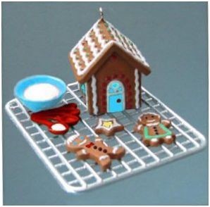 2011 Season's Treatings *KOC Event Repaint Hallmark Keepsake Ornament 2011EventSeason'sTreatings