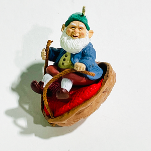 1987 Walnut Shell Rider (Issued 1986 & 87) (NB) Hallmark Keepsake Ornament 600QX4196-2